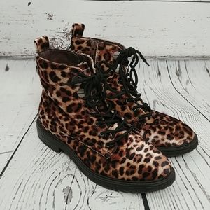 True Craft Leopard Print Boots